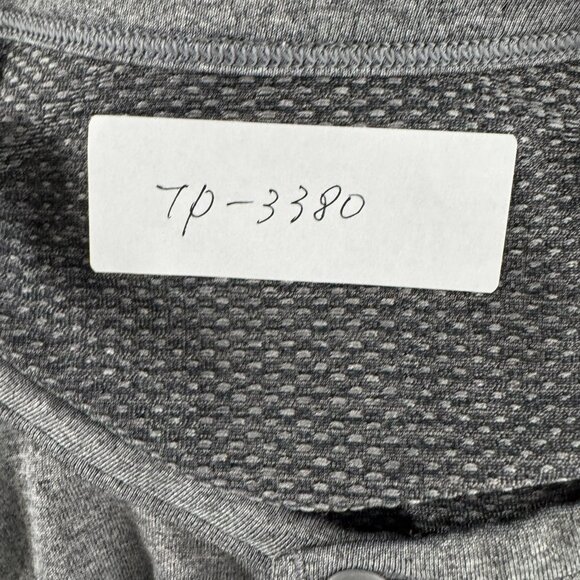 Lululemon Henley Shirt Top Mens Medium Gray Long Sleeve Casual TP-3380 - Picture 2 of 6